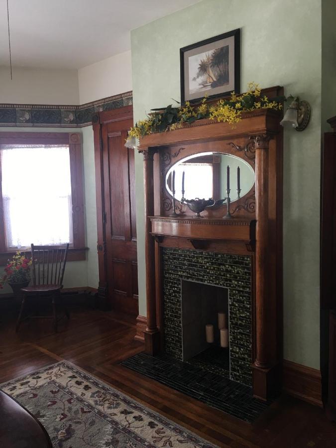Ottaway Inn Llc Corry Esterno foto