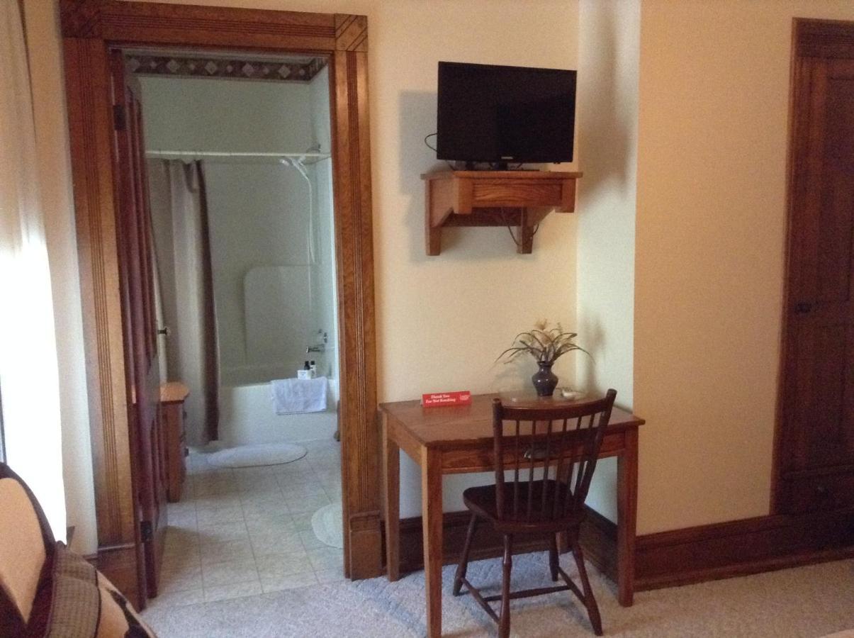 Ottaway Inn Llc Corry Esterno foto
