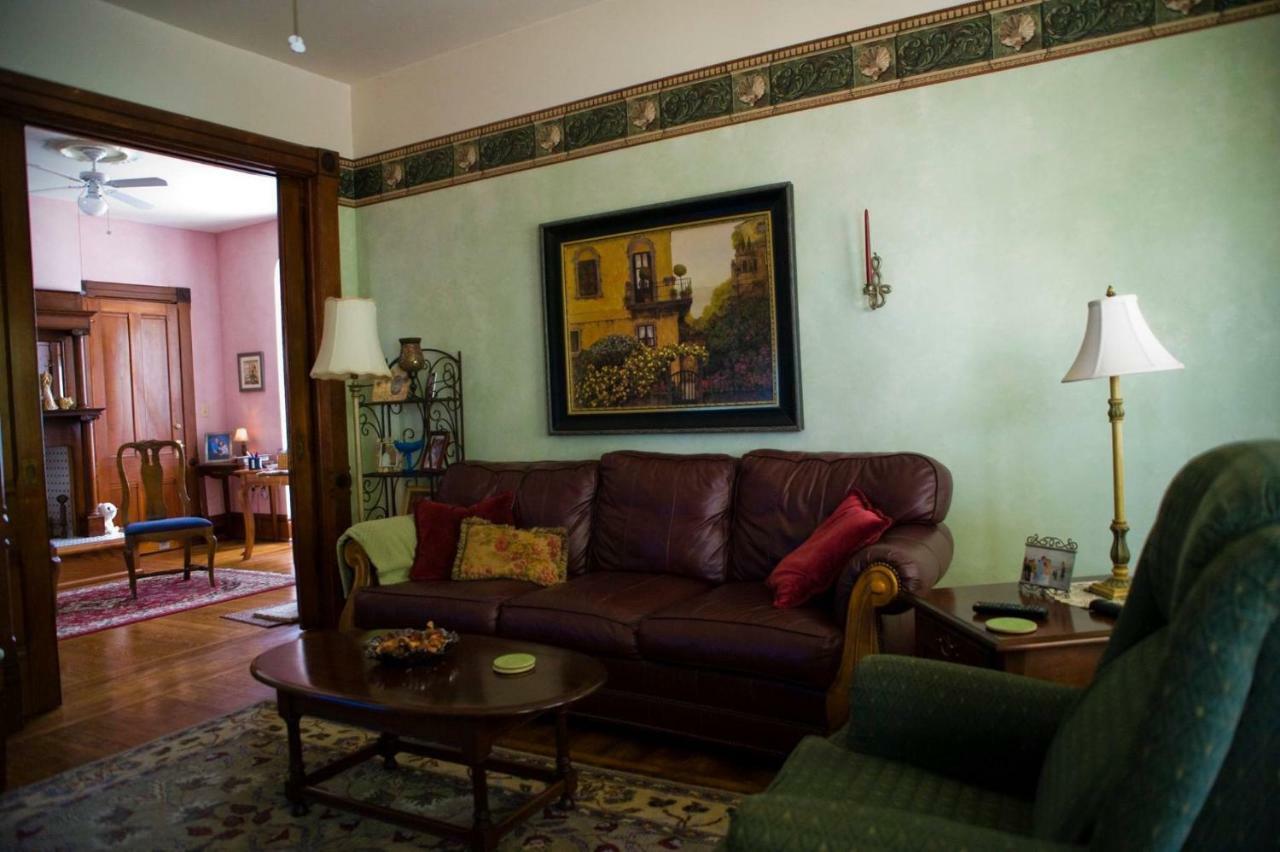 Ottaway Inn Llc Corry Esterno foto