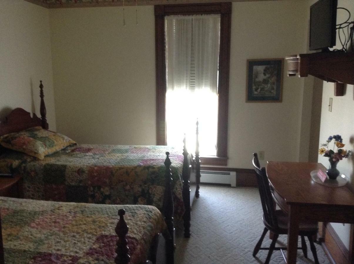 Ottaway Inn Llc Corry Esterno foto